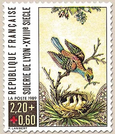 Au profit de la Croix-Rouge. Motif d'une soierie de Lyon (XVIIIe siècle). Oiseau, nid avec oisillons  2f.20 + 60c. Y2612