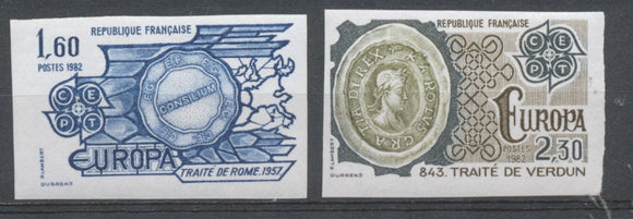 1982 France N°2207 + 2208 Non dentelés Neufs luxe ** COTE 110€ D1046