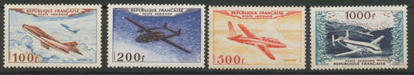 1954 Timbres Poste Aérienne N°30 à 33 Neuf luxe **. Cote 400€. TB. N1892