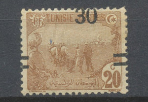 VARIETE TUNISIE N°98 30c sur 20c Surcharge très décalée. Neuf *. Signé. P5038