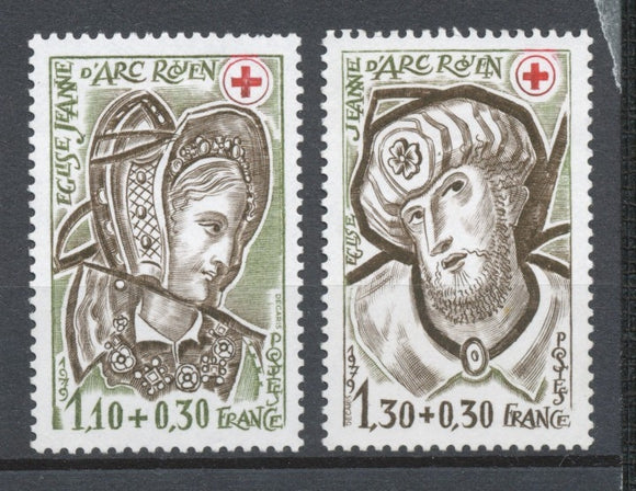 Série Au profit de la Croix-Rouge. Vitraux de l'église Jeanne d'Arc à Rouen  2 valeurs Y2071S