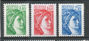 Série Type Sabine. Légende République Française 3 valeurs Y2156S