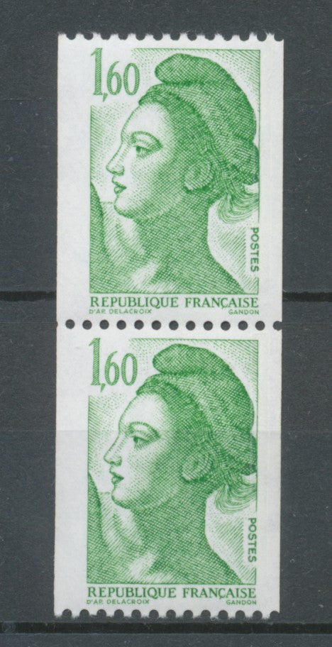 Type Liberté paire verticale N°2222 + 2222a N° rouge au verso Y2222aA