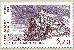 Série touristique. Château de Montségur (Ariège).  3f.70 violet, violet-rouge et rouge Y2335
