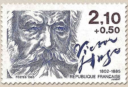 Personnages célèbres. Écrivains. Victor Hugo (1802-1885). 2f.10 + 50c. Violet clair et rouge violacé Y2358