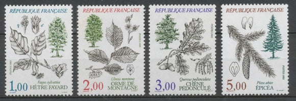 Série Flore et faune de France. Arbres.  4 valeurs Y2387S