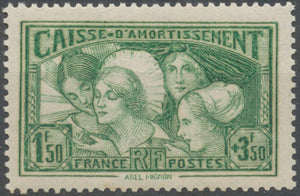 Au profit de la Caisse d'Amortissement. Les coiffes des provinces françaises 1f.50 + 3f.50 vert-jaune Neuf luxe ** Y269
