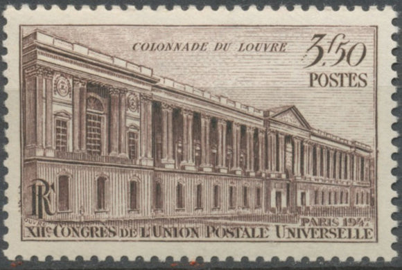 12e Congrès de l'Union Postale Universelle, à Paris. Colonnade du Louvre.  3f.50 brun-lilas Neuf luxe ** Y780