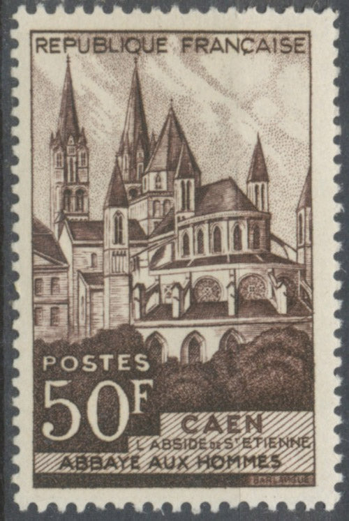 Monuments et sites. Abbaye aux Hommes, Caen. 50f. Brun-noir. Neuf luxe ** Y917