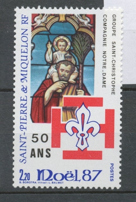 SPM  N°483 Noël,, 50e anniversaire du scoutismeaux îles 2f20 Vitrail : Saint Christophe; Croix scoute ZC483