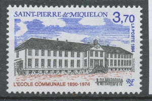 SPM  N°607 Bâtiments publics L' Ecole communale Vue de la façade 3f70 bleu, noir, brun-rouge ZC607