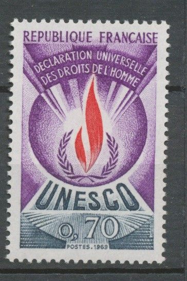 Service N°42 UNESCO 70 c. violet, rouge et ardoise ZS42