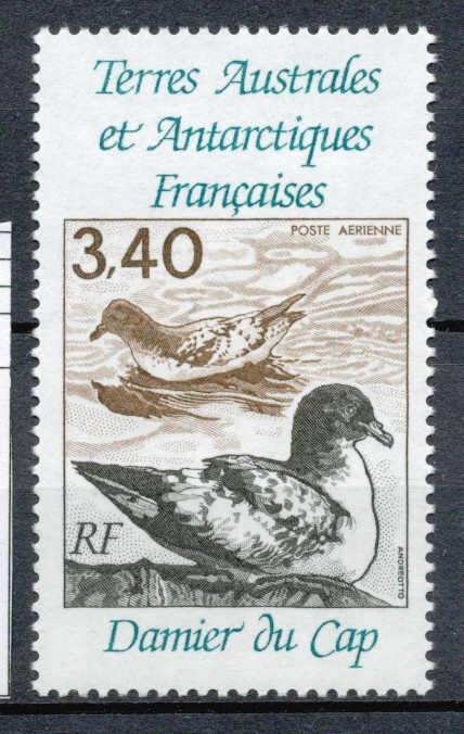 T.A.A.F Aérien 1992 N°121 faune. Oiseaux N** ZT220A